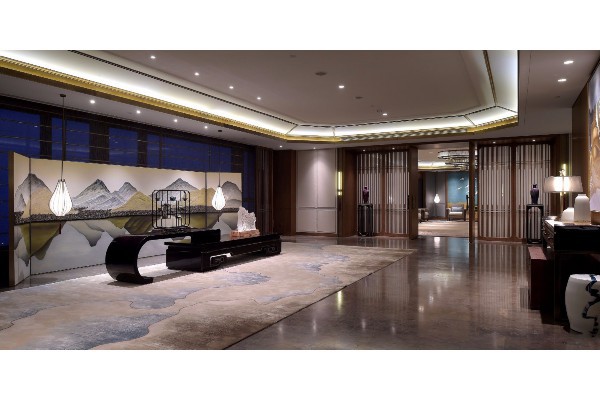 辣爽山城,尽享桑拿摩托激情之旅 辣爽山城,尽享桑拿摩托激情之旅