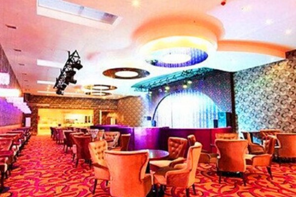 巴山按摩保健，电话预约，享受专业呵护